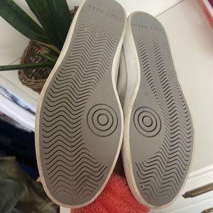 6.5 Cole Haan loafers. Very lightly worn,